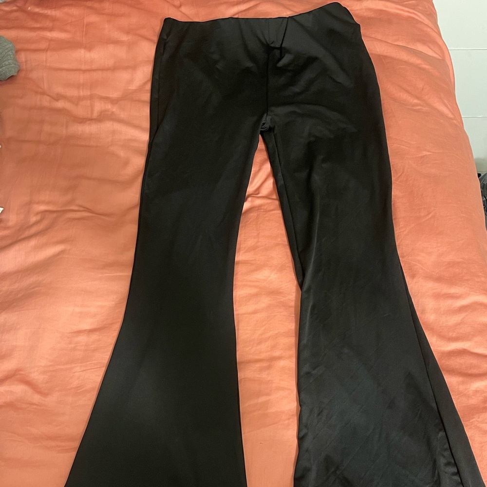 Flare Leg Pants. Stretchy Material